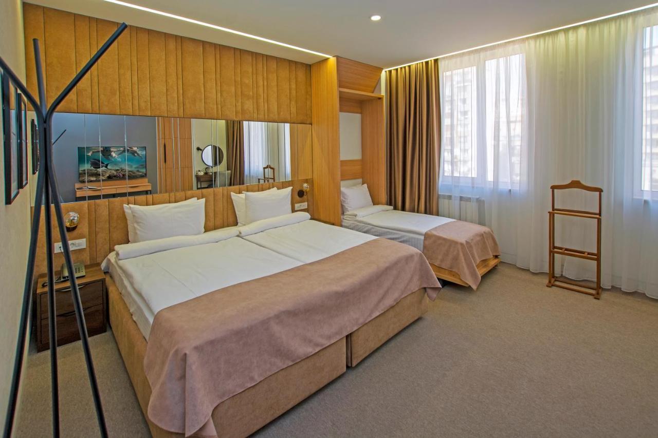 Cartez Hotel Erivan Dış mekan fotoğraf